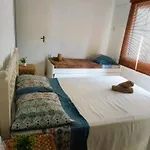 Habitacion Con Bano Y Cocina Compartidos- Porto Da Barra
